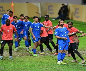 الطلبة يتغلب الكهرباء بهدفين